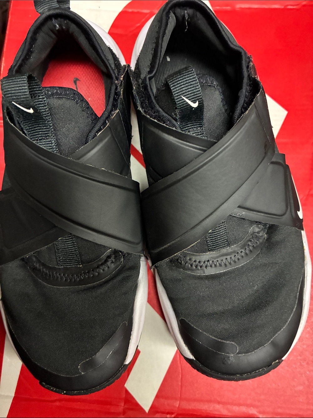 Nike Kids Size 1y Black Slip-On Cross-Strap Sneakers